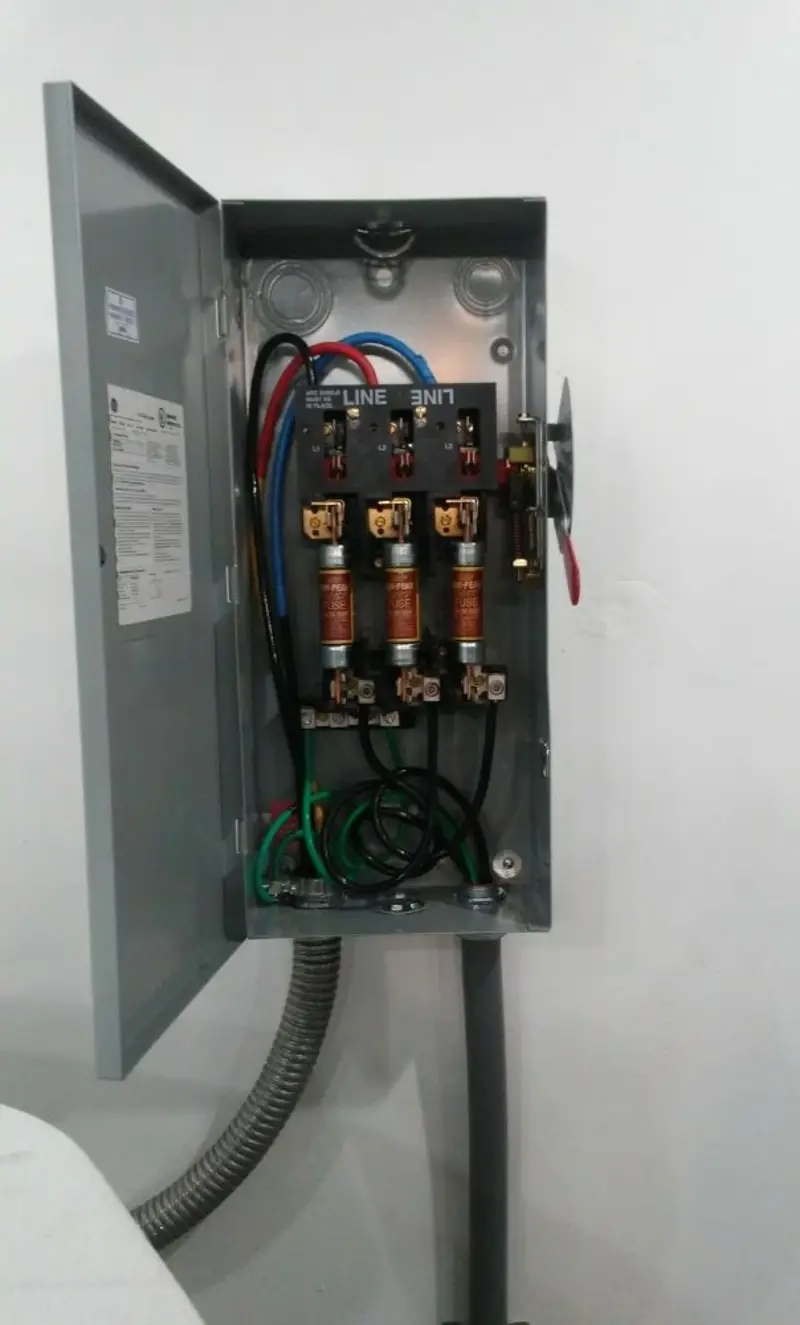 Three-phase disconnect switch installed for Electrical Wiring & Rewiring in Accokeek